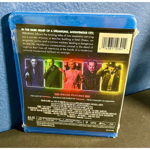 Terminal (Blu-ray, 2018) - Margot Robbie, Simon Pegg, Mike Myers -  New Sealed - Picture 2 of 6